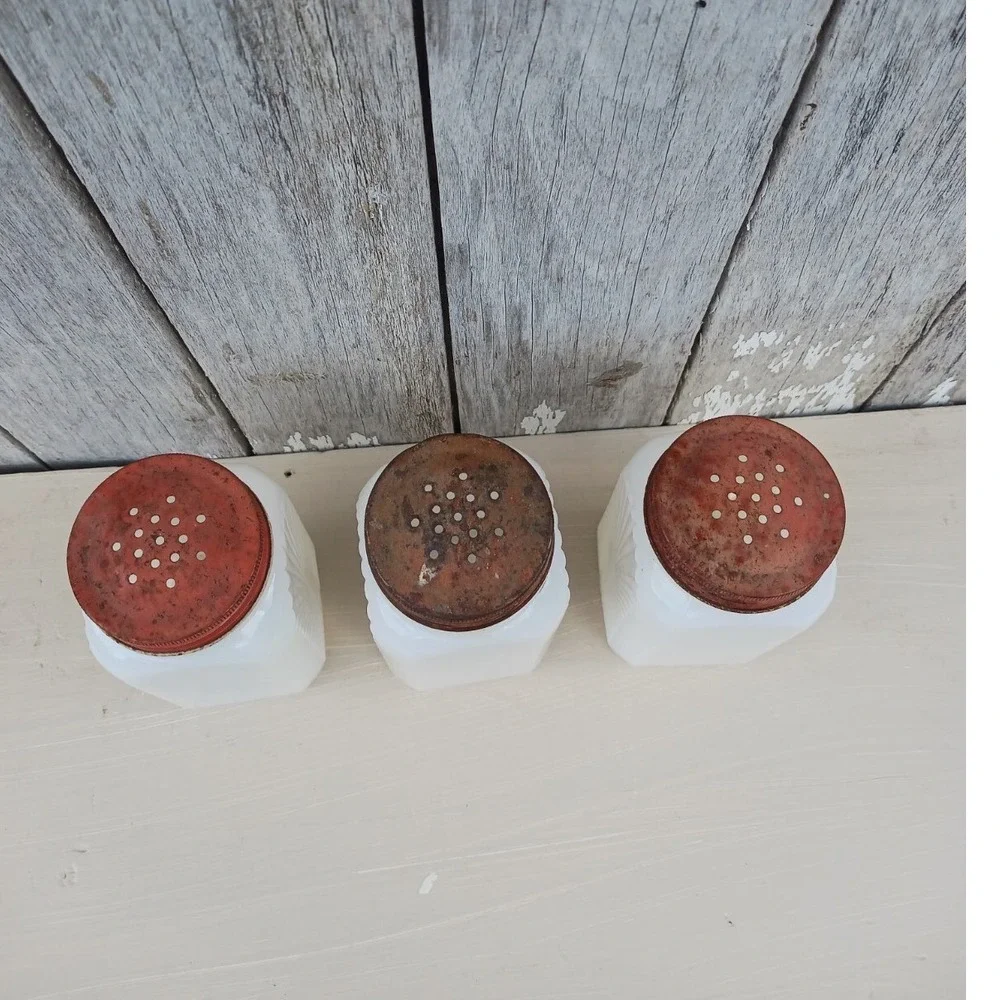 Vintage Milk‎ Glass Spice Shakers Set of 3 White Red Lids Farmhouse